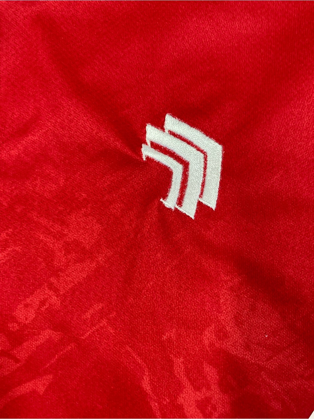Unbranded Red Men’s Athletic Jersey with Blue Accents - Picture 7 of 9